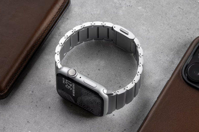 Correa metálica aluminio Nomad Aluminium Band Apple Watch 45/49 mm gris espacial